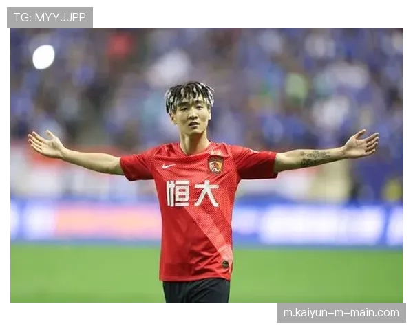 戴上队长袖标的韦世豪连场破门 新赛季角色转变带来进攻活力 戴上队长袖标的韦世豪连场破门 新赛季角色转变带来进攻活力